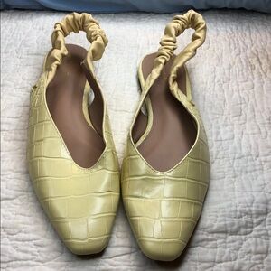 Circus by Sam Edelman Pale Yellow Croc-Embossed Slingback Flats